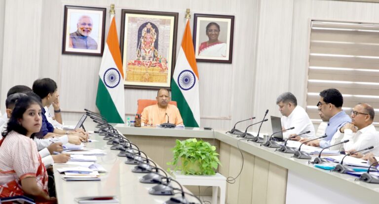 मुख्यमंत्री योगी ने तकनीकी और व्यावसायिक शिक्षा को उद्योगों से जोड़ने पर दिया जोर