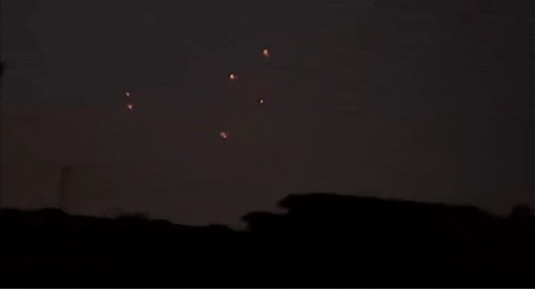 पाकिस्तान के ड्रोन हमलों के बाद देशभर में हाई अलर्ट, कई शहरों में ब्लैकआउट और सख्त सुरक्षा इंतजाम