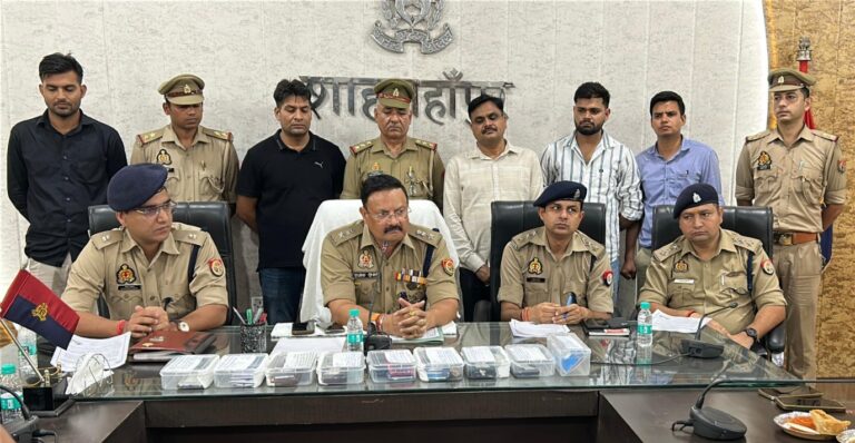 शाहजहांपुर में साइबर ठगी का बड़ा खुलासा: डिजिटल अरेस्ट के जरिए 1.04 करोड़ की ठगी, सात गिरफ्तार