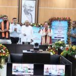 बिहार के निर्माण श्रमिकों को नीतीश सरकार की सौगात, 802 करोड़ की राशि सीधे खातों में हस्तांतरित